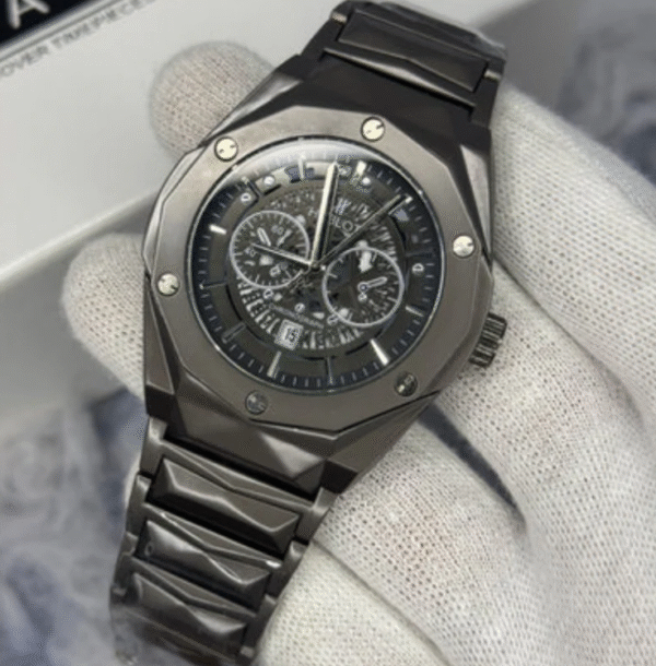 Hublot Watch Diamond Cut – Skeleton full Black Dial